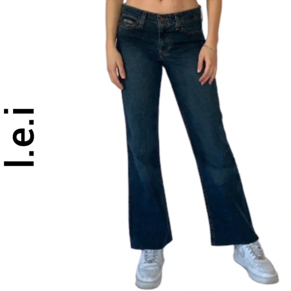 Vintage LEI Women's Classic Dark Blue bootcut Jeans